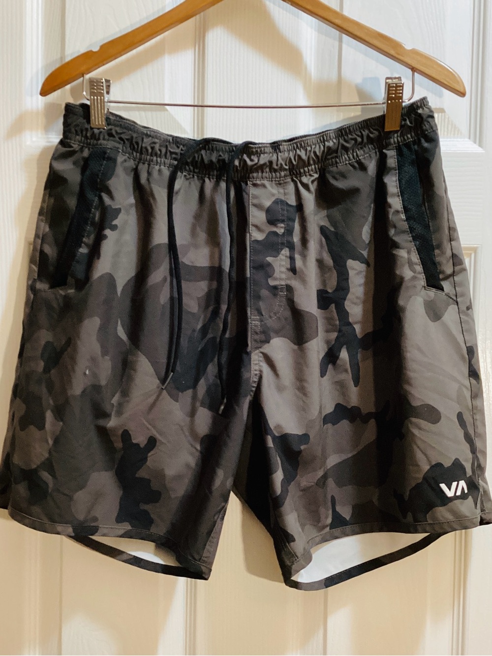 RVCA Men's Camouflage Athletic Shorts - Black & Gray